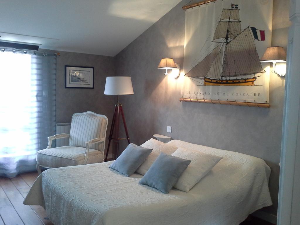 Bed and Breakfast Le Logis Du Four Soudan  Экстерьер фото